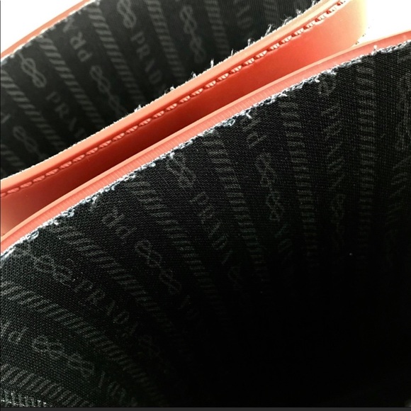 Red Prada Rain Boots Size 7 - Picture 8 of 10